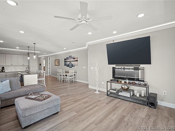 4th image of 1065 Topsider Ln Unit 301