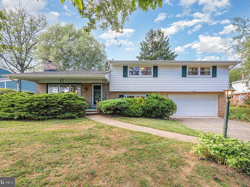 1st image of 1711 Cedar Cliff Dr