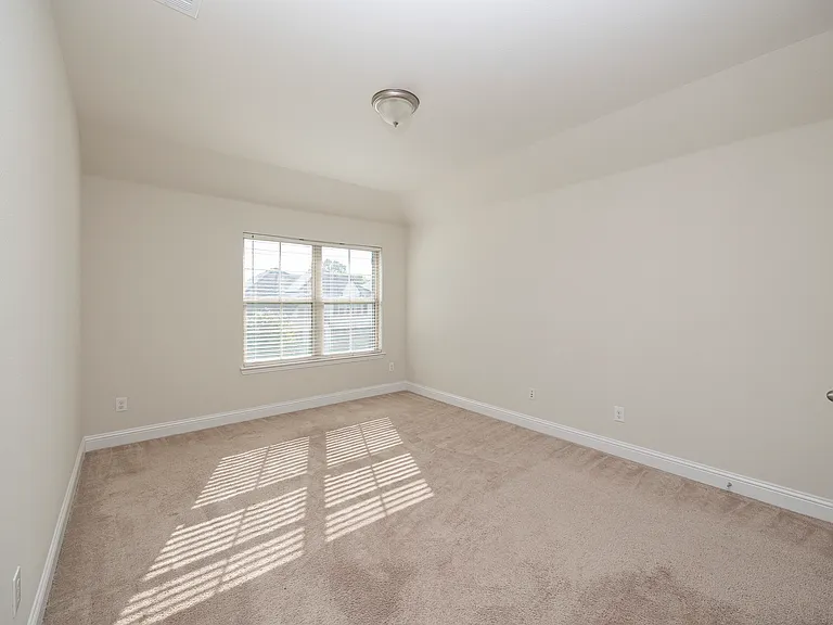 5313 Basham Ln — Photo 35