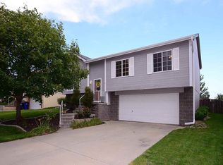 17122 Sprague St, Omaha, NE 68116