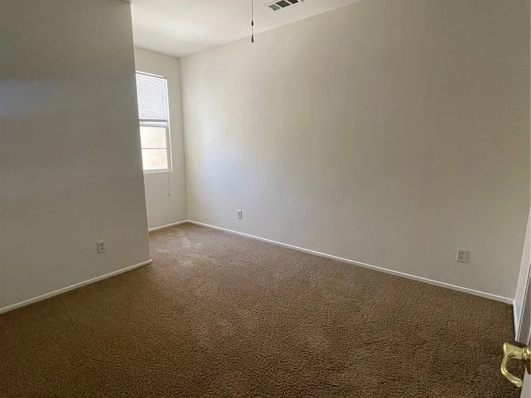 1800 E Lakeshore Dr — Photo 16