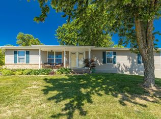 1343 Cinnamon Hills Dr, Saint Charles, MO