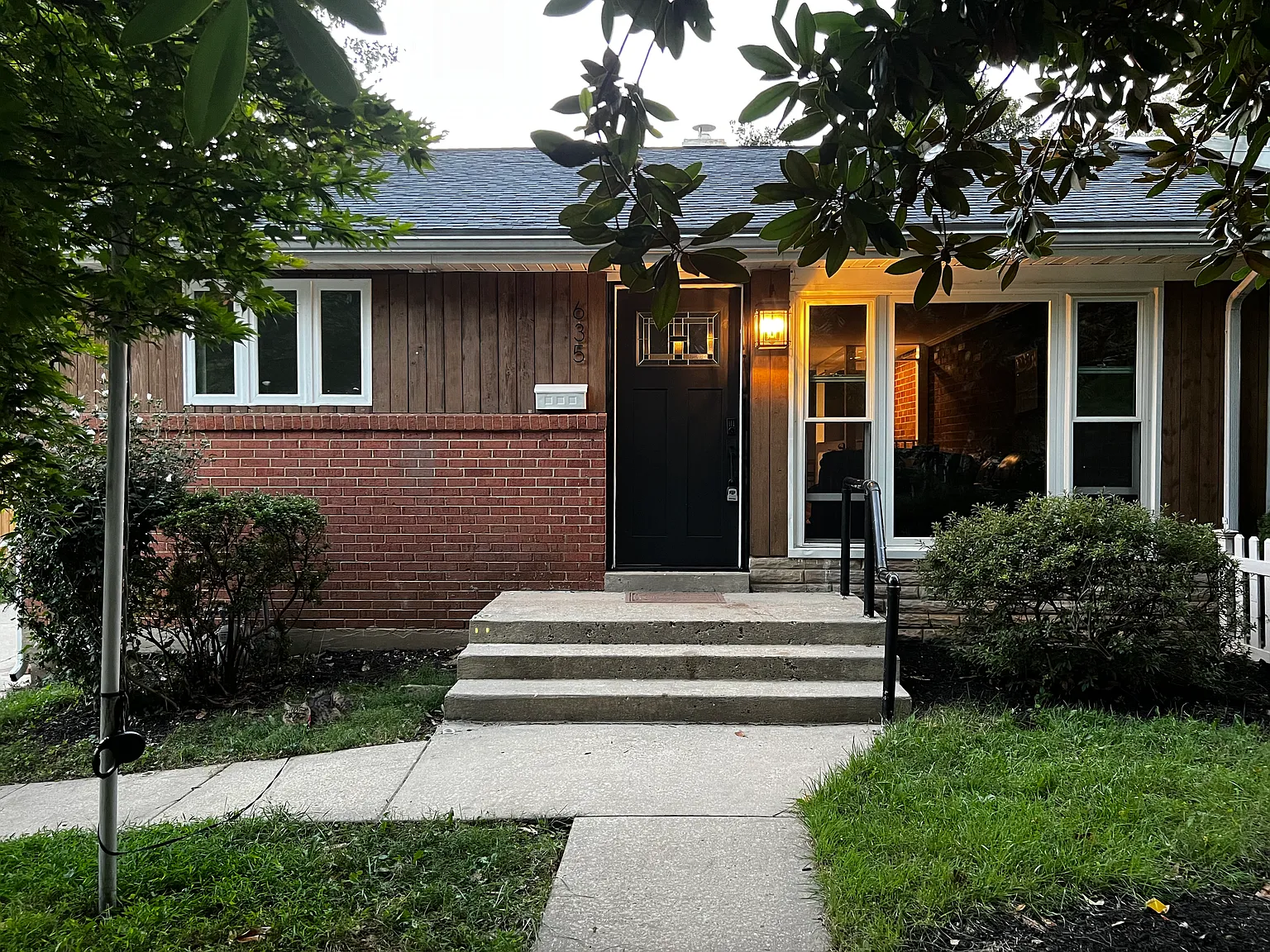 3 bed, 2100 sqft, $4,300 — Photo 1