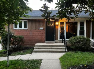 635 W Lynfield Dr, Rockville, MD 20850