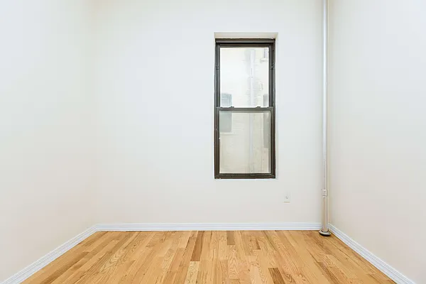 Rented by Nooklyn NYC LLC | media 13