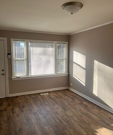 5th image of 9439 S Wentworth Ave