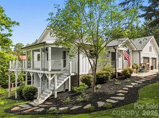 1797 N Main St, Hendersonville, NC 28792