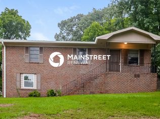 108 8th Pl, Pleasant Grove, AL 35127