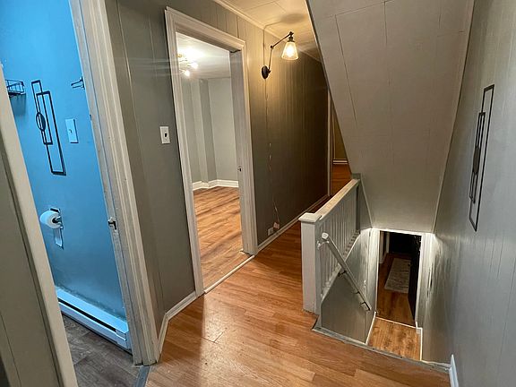 3rd image of 408 Saint John St #2