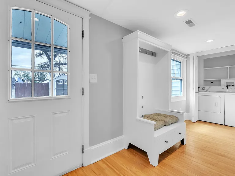 4109 Crittenden St #MAIN — Photo 17
