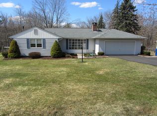 20 Two Mile Rd, Farmington, CT 06032