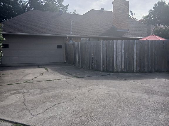 4th image of 2312 Southridge Dr