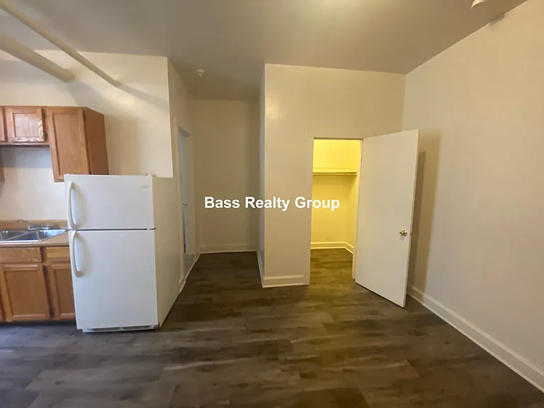 5124 S Blackstone Ave #L2 — Photo 4