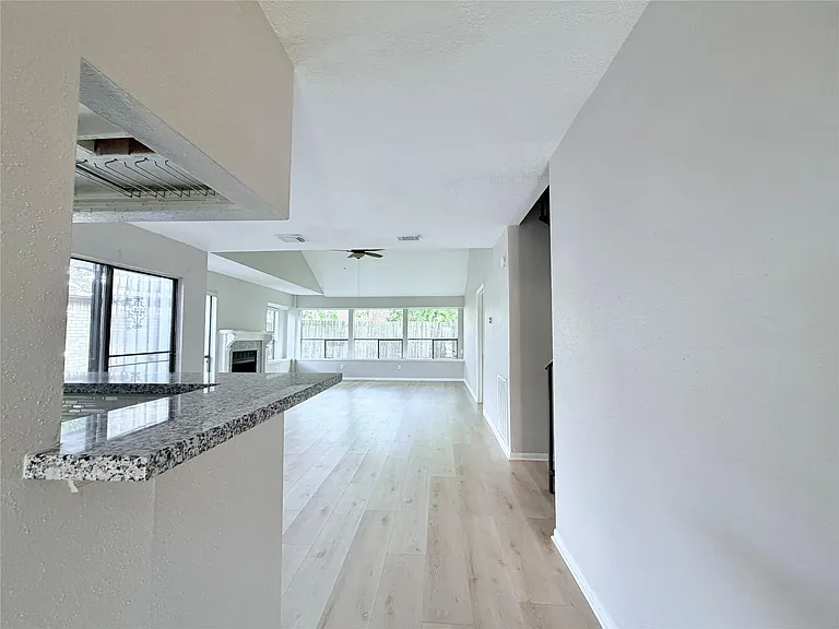13535 Gaby Virbo Dr — Photo 6