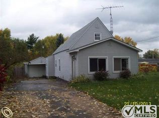 3083 Strong Hts, Flint, MI 48507