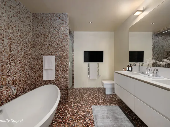 260 Park Avenue South image 8 of 10