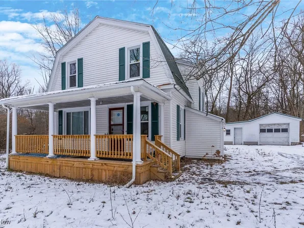 5910 Chestnut Ridge Rd, Hubbard, OH 44425