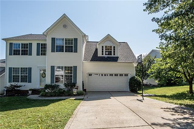 1st image of 8519 Fox Tail Ln