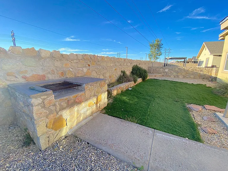 4961 Margarita Talamantes — Photo 26