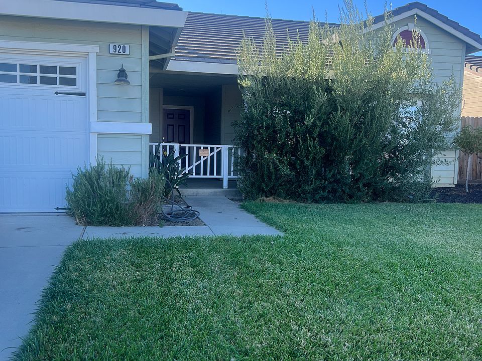 1st image of 920 Laguna Ct