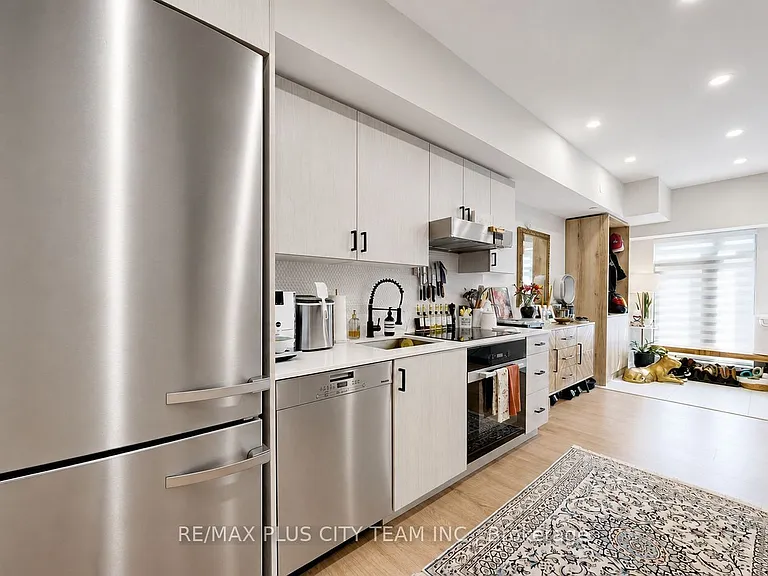 485 Logan Ave #209 — Photo 6