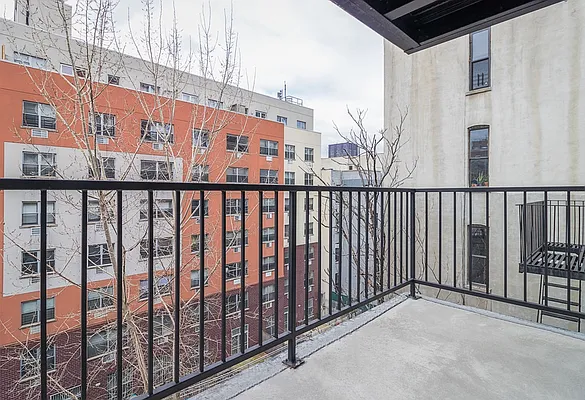 Rented by Bold Marketing | media 9