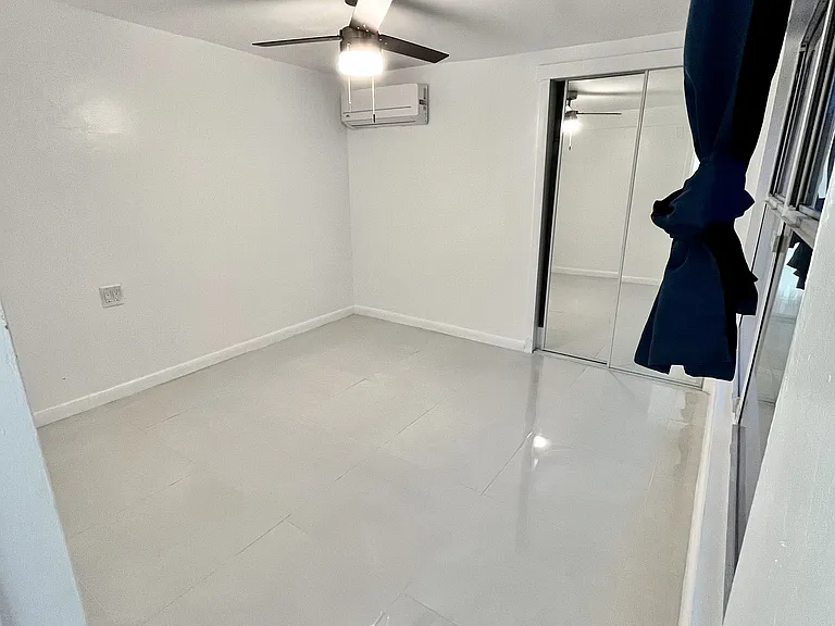 920 SW 29th Way #2/1 — Photo 11