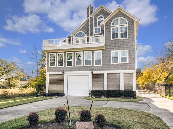 4th image of 3418 Miramar Dr