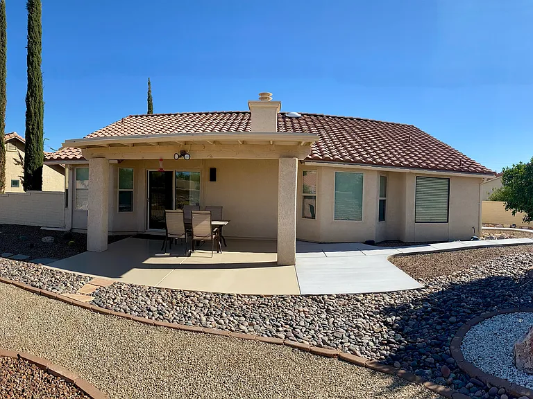 2460 W Catalpa Rd — Photo 35