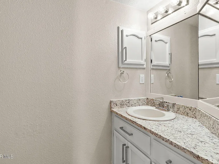 6763 Dakota Ridge Dr — Photo 18