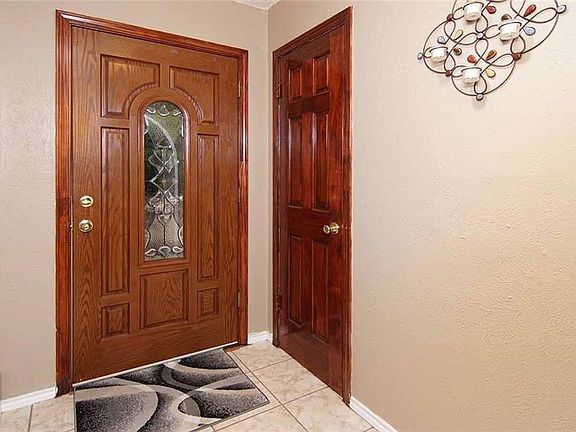 3rd image of 2101 Green Apple Ln