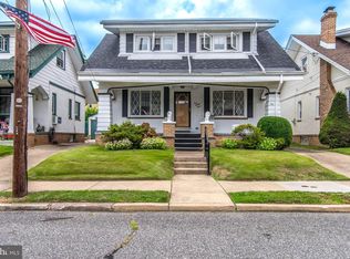 323 Chandler St, Philadelphia, PA 19111