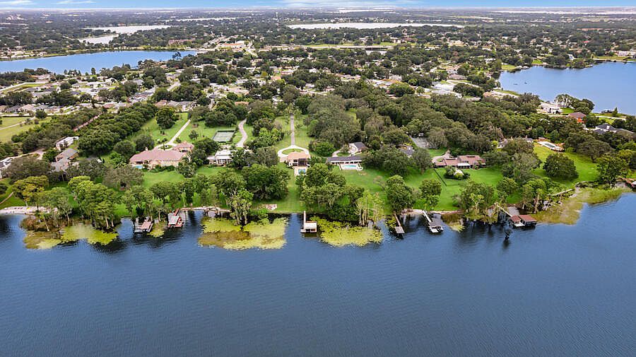 1st image of 1900 N Lake Eloise Dr