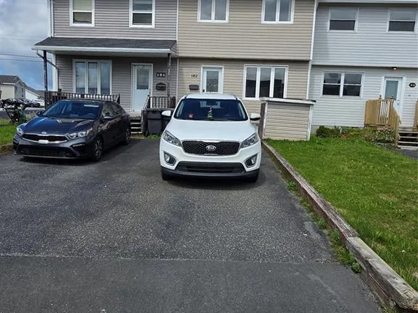 182 Farrell Drive, Mount Pearl, NL A1N3G3