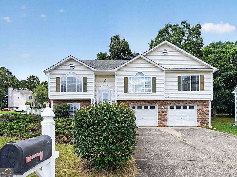 1st image of 10683 Redbud Ln