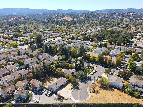 4th image of 20638 Cleo Ave