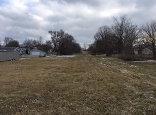 1026 Town St, Kendallville, IN 46755
