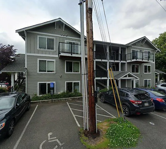 904 E Chestnut St #103 — Photo 1