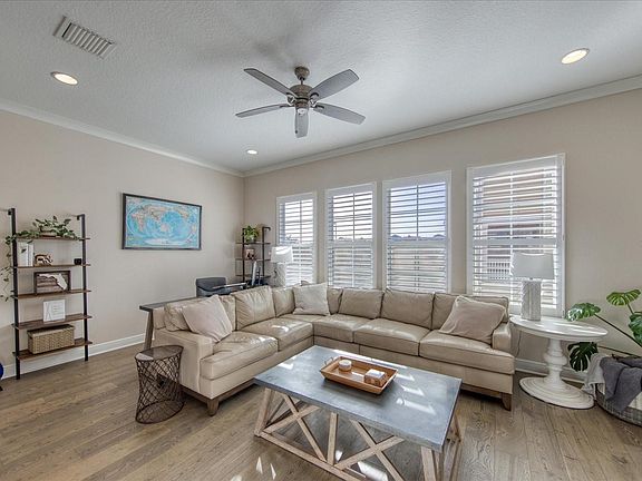 3rd image of 19915 Gulf Blvd Unit 807