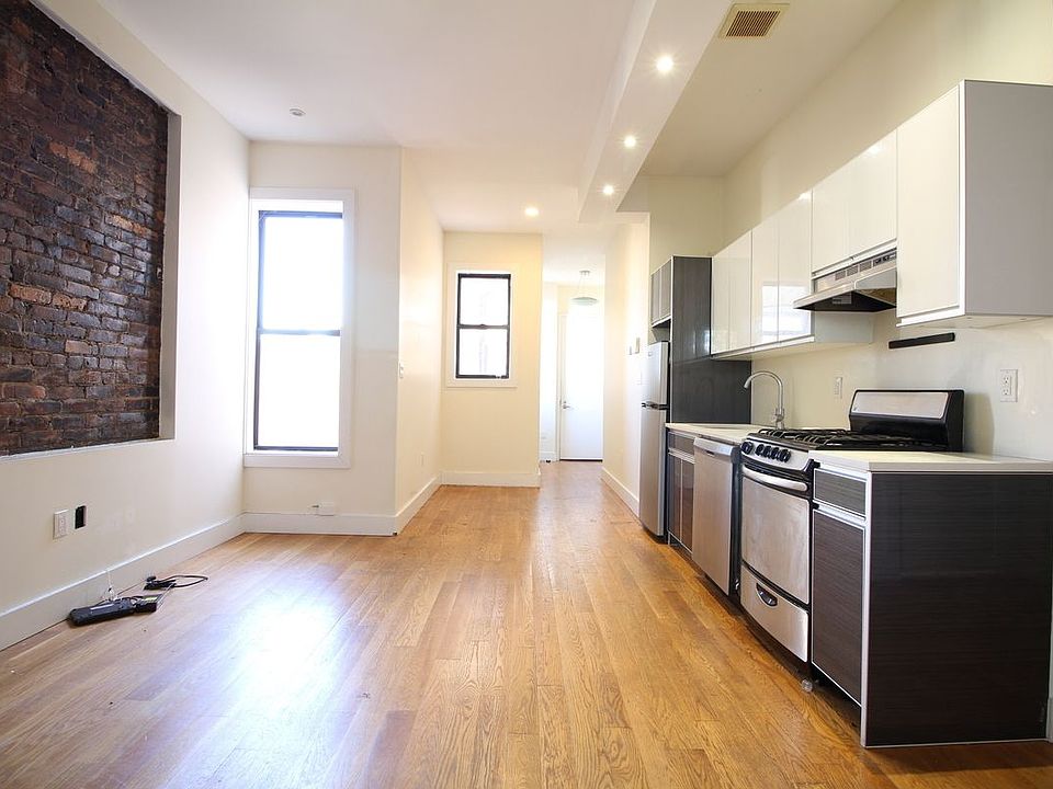 1st image of 399 Bleecker St #3E