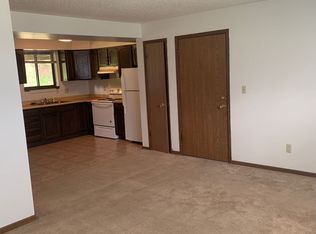 622 Orchard Ct APT B, Iowa City, IA 52246