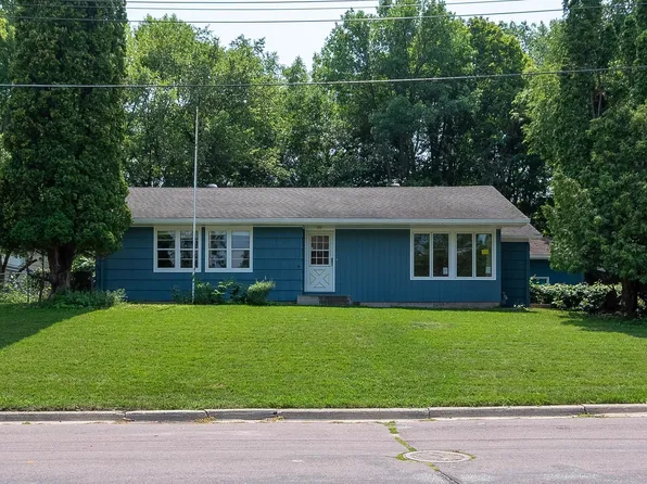 119 Lillian Dr, Mankato, MN 56001