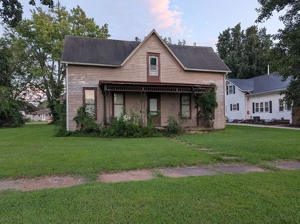 503 W Grand Prairie St, Palestine, IL 62451