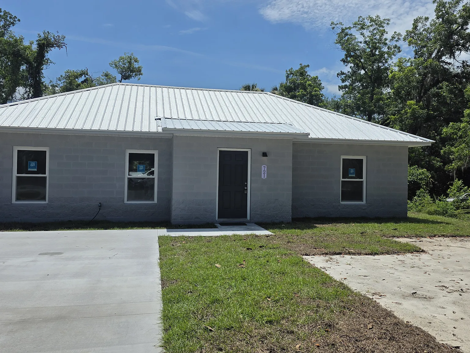 3 bed, 1254 sqft, $1,750 — Photo 1