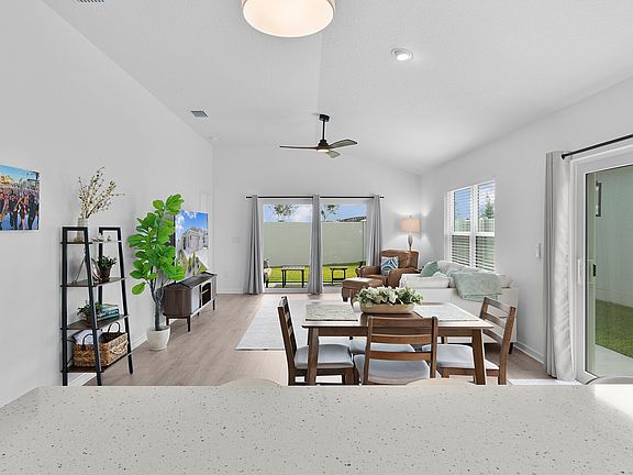 4th image of 1047 Justin Mills Ct