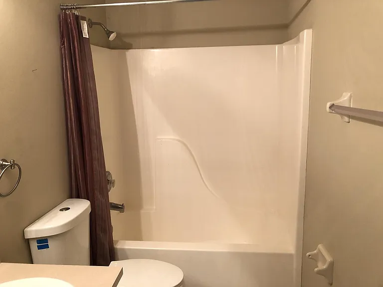 4537 SW 10th Ave — Photo 16