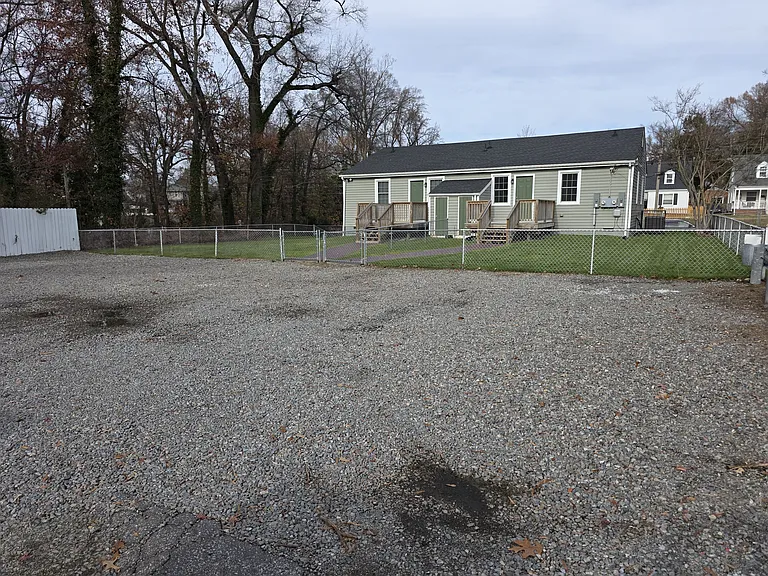 501 E Brookland Park Blvd — Photo 2