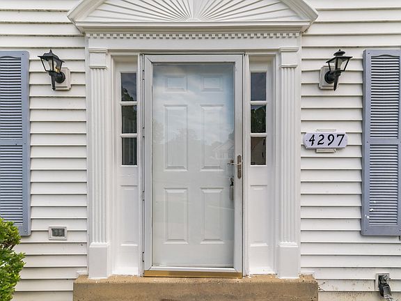 2nd image of 4297 Country Squire Ln