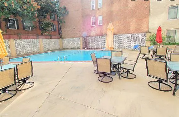 922 24th St NW #811 — Photo 22