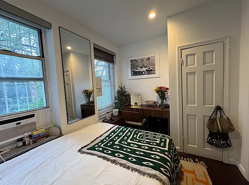 103 Saint Marks Pl #4A Photo 1